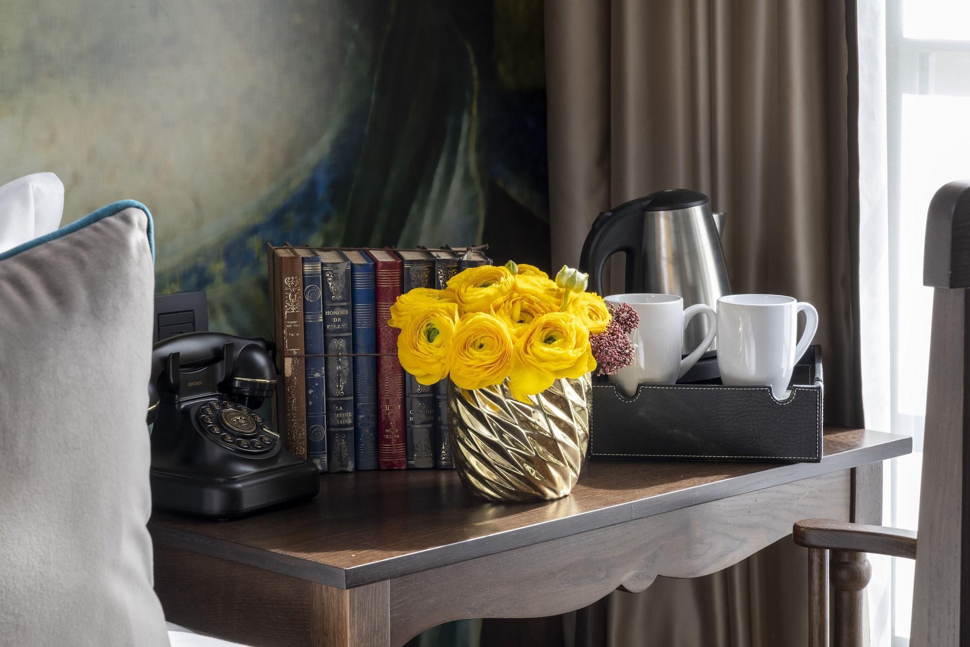 Hotel Bersolys Saint-Germain パリ エクステリア 写真